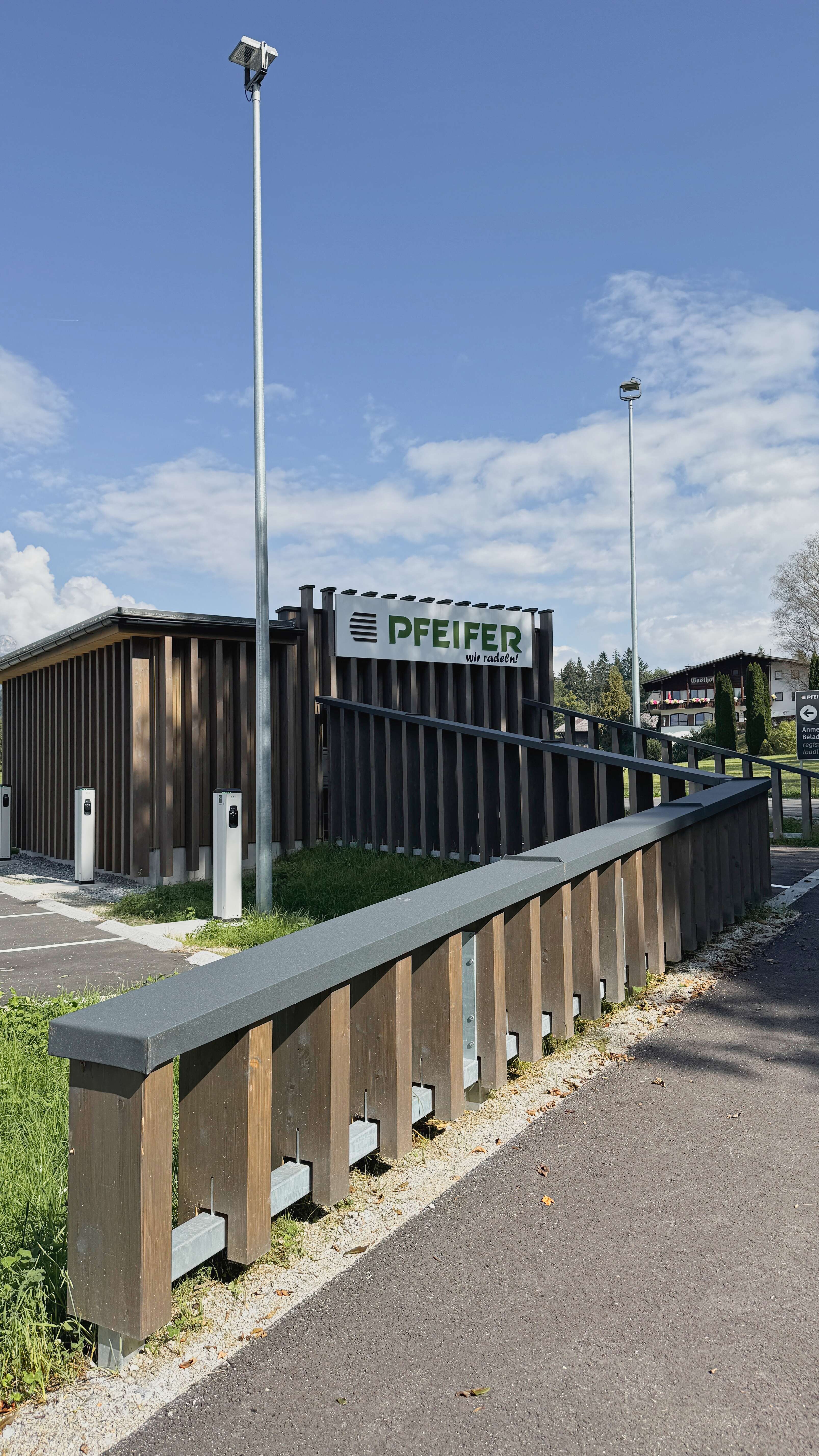 Neubau Mehrzweckgebäude — Bild 3